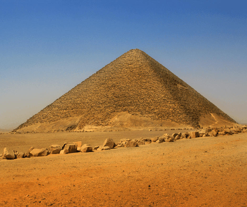 Giza Pyramids and Saqqara day tour photo 2
